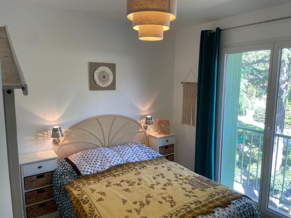Port Bandol T3 Dans Residence Calme Parking Prive Экстерьер фото