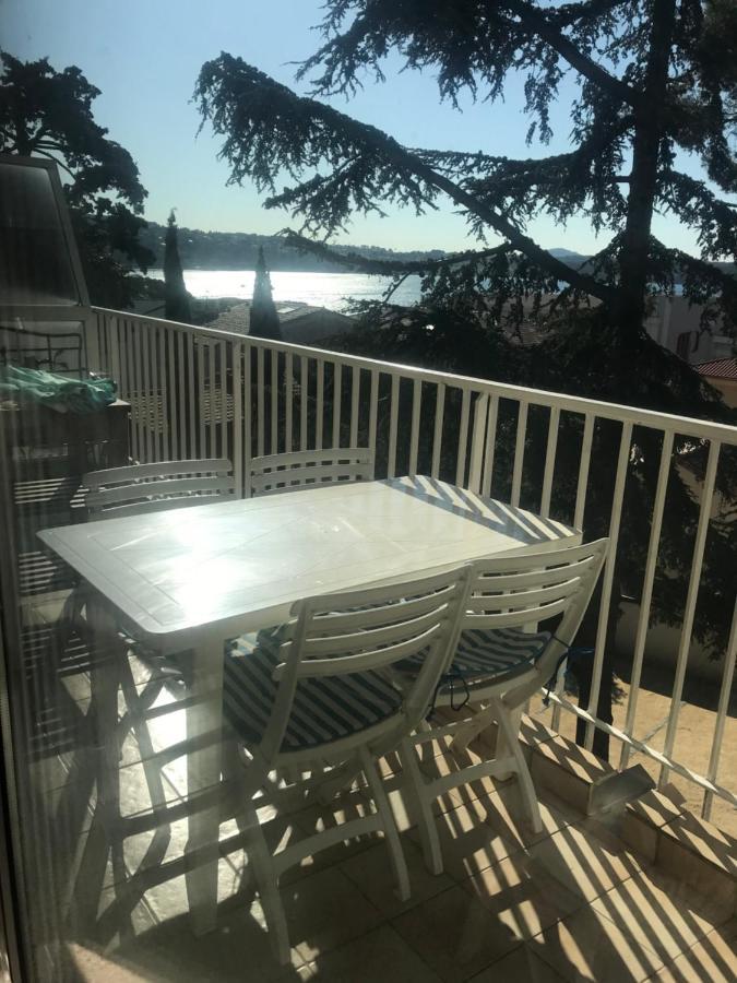 Port Bandol T3 Dans Residence Calme Parking Prive Экстерьер фото